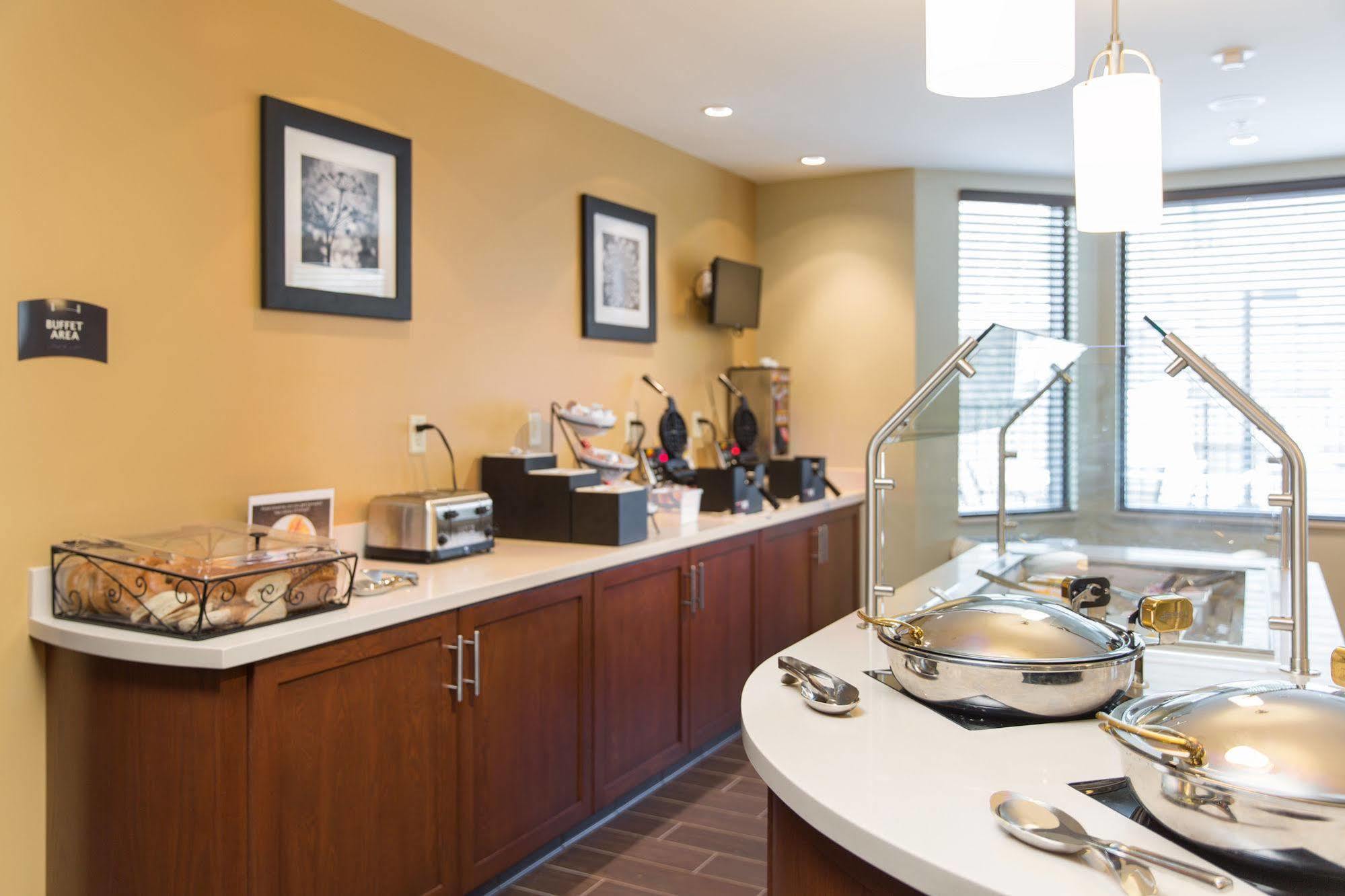 Staybridge Suites Corona South By Ihg Exterior photo