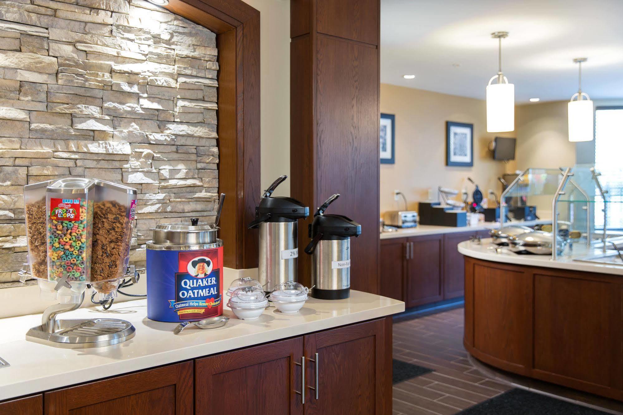 Staybridge Suites Corona South By Ihg Exterior photo